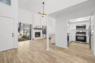 1010 W Rundberg Ln, Austin, TX 78758 - Photo 6