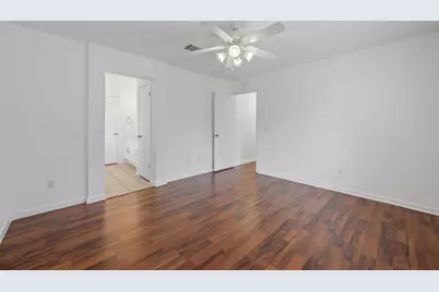 8112 Nairn Drive, Austin, TX 78749 - Photo 16