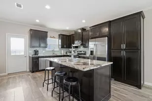 155 Cielo Vista Dr, Del Valle, TX 78617 - Photo 10