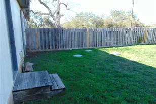 100 Chestnut Ridge Rd, Dripping Springs, TX 78620 - Photo 14