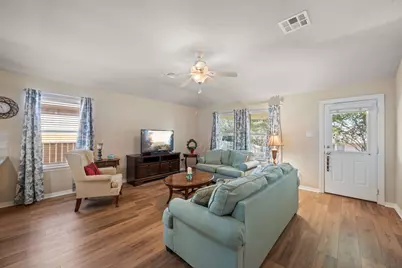 191 Lavender Lane, Buda, TX 78610 - Photo 4