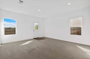 14320 Tordillo Dr, Elgin, TX 78621 - Photo 10