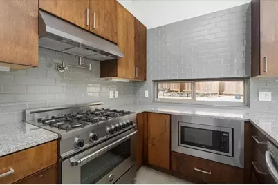 2501 E 9th Street, Austin, TX 78702 - Photo 8