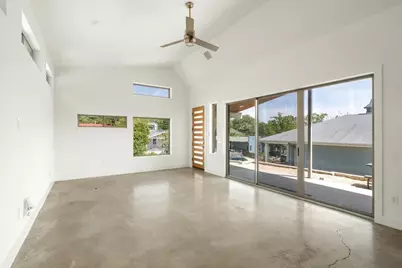 2501 E 9th Street, Austin, TX 78702 - Photo 4