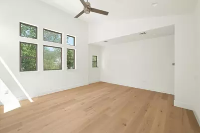 2501 E 9th Street, Austin, TX 78702 - Photo 12