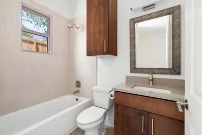 2501 E 9th Street, Austin, TX 78702 - Photo 20