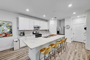 7111 Terrazzo Cottage Ct, Austin, TX 78744 - Photo 12