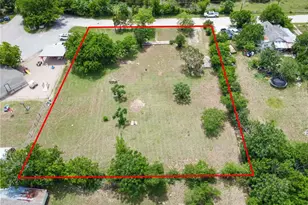 200 Bluebonnet Ln, Liberty Hill, TX 78642 - Photo 1