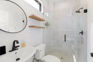 219 S Bluff St, Dripping Springs, TX 78620 - Photo 32