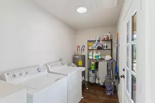 219 S Bluff St, Dripping Springs, TX 78620 - Photo 34