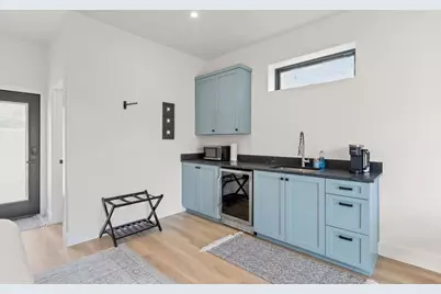 219 S Bluff Street, Dripping Springs, TX 78620 - Photo 30