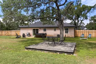 219 S Bluff St, Dripping Springs, TX 78620 - Photo 20
