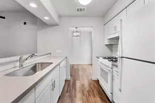 7600 Woodstone Cove, Austin, TX 78749 - Photo 6