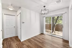 7600 Woodstone Cove, Austin, TX 78749 - Photo 10