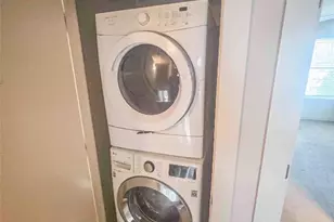 1101 Grove Blvd, Austin, TX 78741 - Photo 12