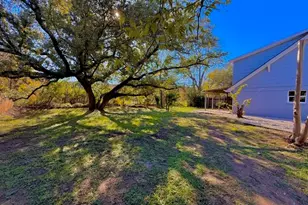 7303 Whispering Creek Cir, Austin, TX 78736 - Photo 10