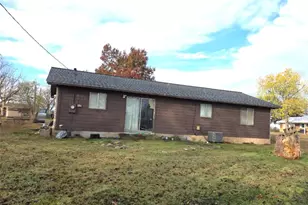 110 Cloverdale Ln, Georgetown, TX 78626 - Photo 4