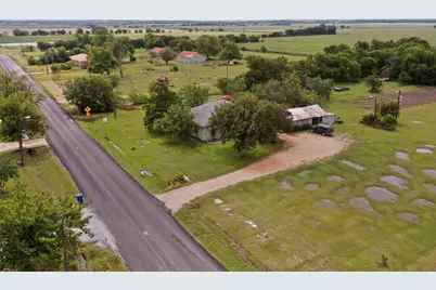 711 E Clark Street, Bartlett, TX 76511 - Photo 6