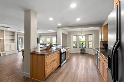 102 Bonwood Drive, Round Rock, TX 78681 - Photo 14