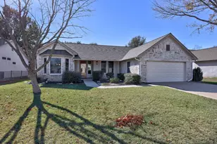 104 Lariat Dr, Georgetown, TX 78633 - Photo 1