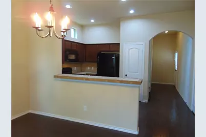 185 Creekside Villa Drive, Kyle, TX 78640 - Photo 4