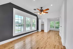 300 Mills St, Smithville, TX 78957 - Photo 20