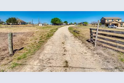 251 Twisted Creek, Kyle, TX 78640 - Photo 2