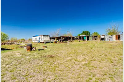 251 Twisted Creek, Kyle, TX 78640 - Photo 6