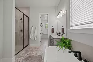 209 Lost Tree St, Buda, TX 78610 - Photo 18