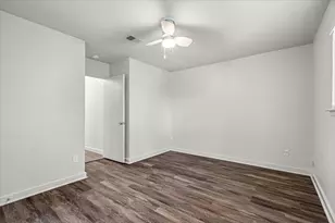 826 King Albert St, Austin, TX 78745 - Photo 18