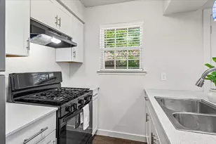 826 King Albert St, Austin, TX 78745 - Photo 16
