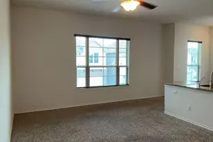 2105 Town Centre Dr, Round Rock, TX 78664 - Photo 14