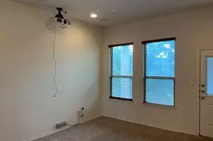 2105 Town Centre Dr, Round Rock, TX 78664 - Photo 4