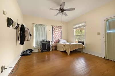 103 E Willis Street, Leander, TX 78641 - Photo 14