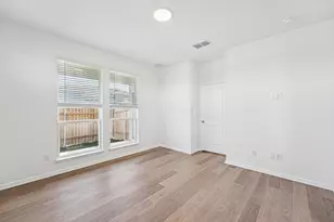 500 Young St, Buda, TX 78610 - Photo 14