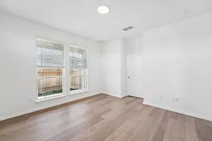 500 Young St, Buda, TX 78610 - Photo 14