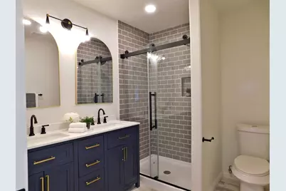 205 E Train Street, Ellinger, TX 78938 - Photo 12