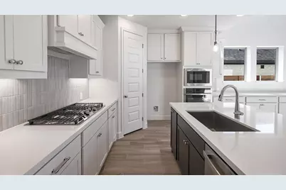 309 Foxfire Cove, Lockhart, TX 78644 - Photo 14