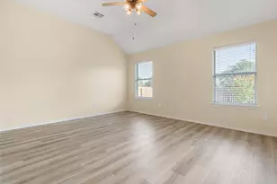 537 Bluehaw Dr, Georgetown, TX 78628 - Photo 18