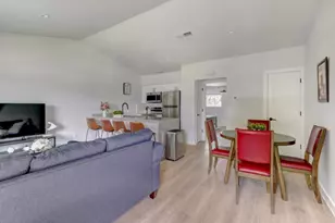 1205 Hollow Creek Dr, Austin, TX 78704 - Photo 2