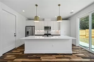 3404 Thomas Kincheon St, Austin, TX 78745 - Photo 6