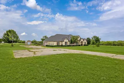 144 Escondido Drive, Del Valle, TX 78617 - Photo 4