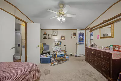105 S Austin Drive, Paige, TX 78659 - Photo 8
