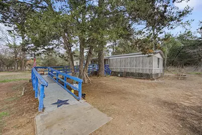 105 S Austin Drive, Paige, TX 78659 - Photo 18