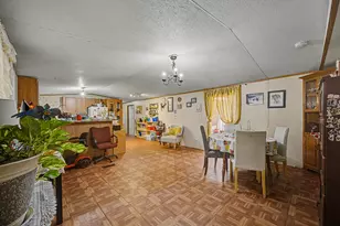 105 S Austin Dr, Paige, TX 78659 - Photo 4