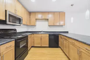 711 W 32nd St, Austin, TX 78705 - Photo 8