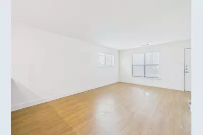 711 W 32 Street #156, Austin, TX 78705 - Photo 6