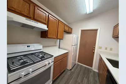 416 Greenlawn Boulevard, Round Rock, TX 78664 - Photo 12