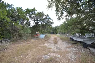 360 Jennifer Ln, Driftwood, TX 78619 - Photo 6