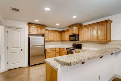 300 Venture Boulevard S, Point Venture, TX 78645 - Photo 4